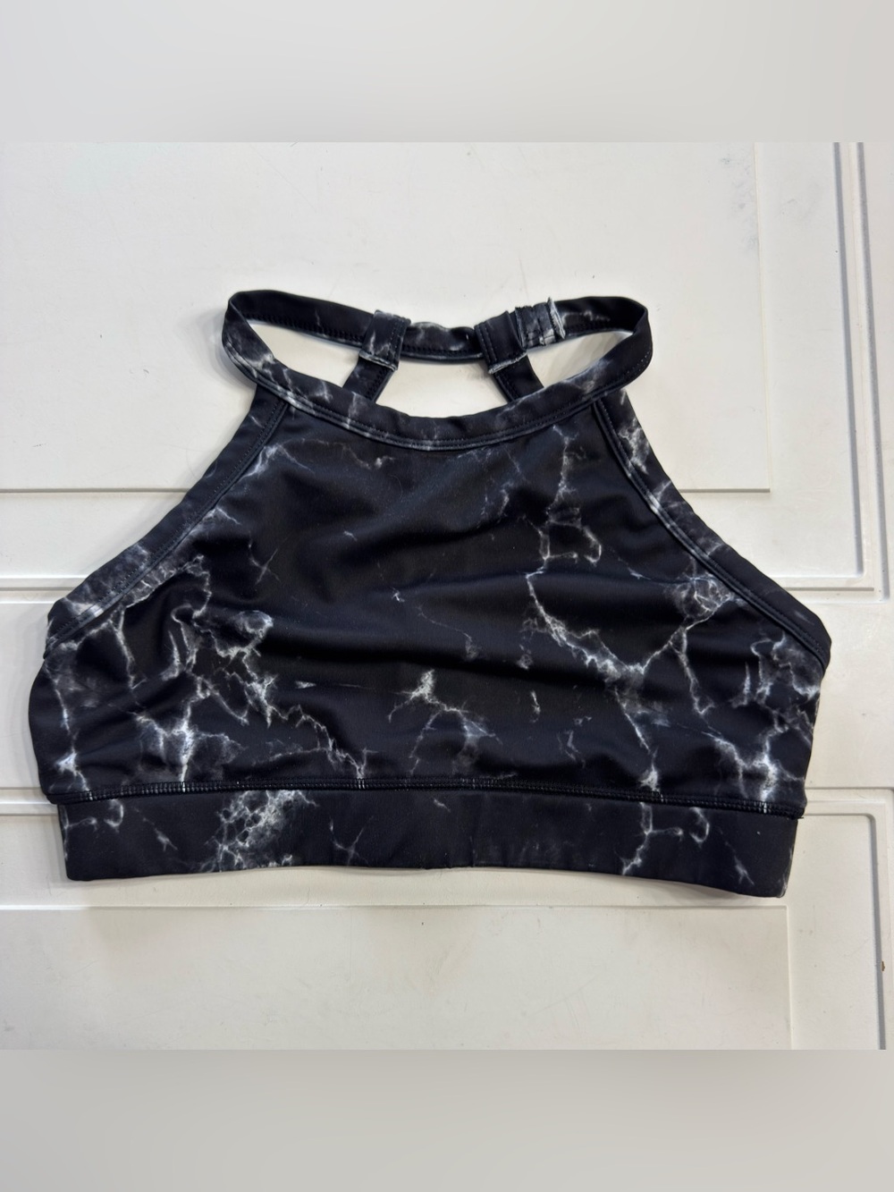 BuffBunny Collection Women’s Sz S High Neck Black Marble Sports Bra Yoga Top